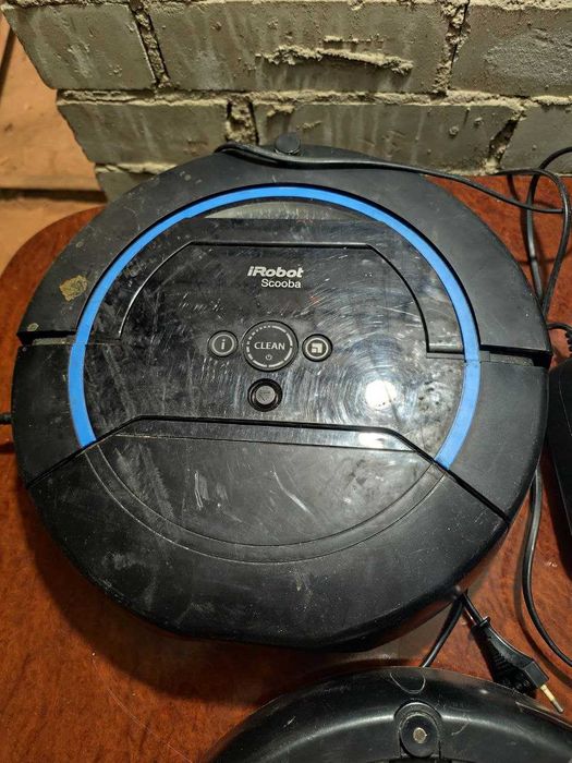 Срочно продам.Робот для миття підлоги iRobot Scooba 450 .