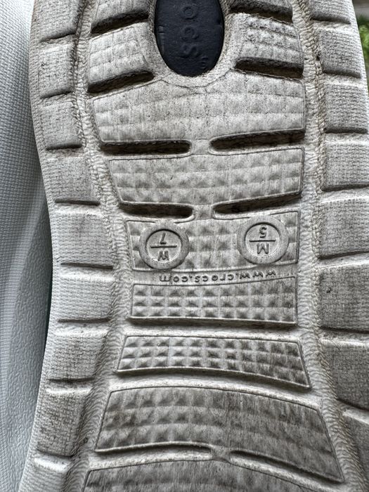 Crocs, вʼєтнамки, 39 розмір (М5 W7)
