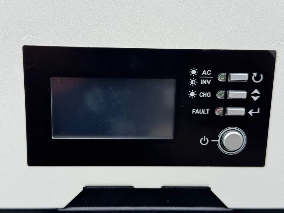 Інвертор гібридний Voltronic 1000 Вт