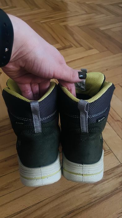 Дитячі ботинки, сапожки, черевики  Ecco