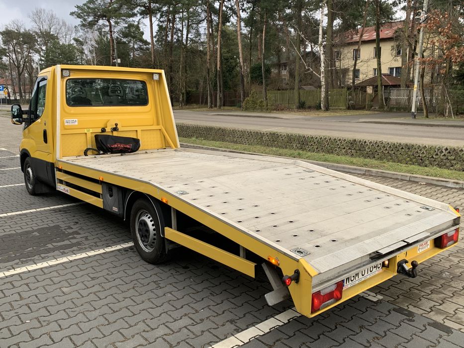 Wynajem lawety/autolawety Iveco Daily 35S18 / Pomoc drogowa