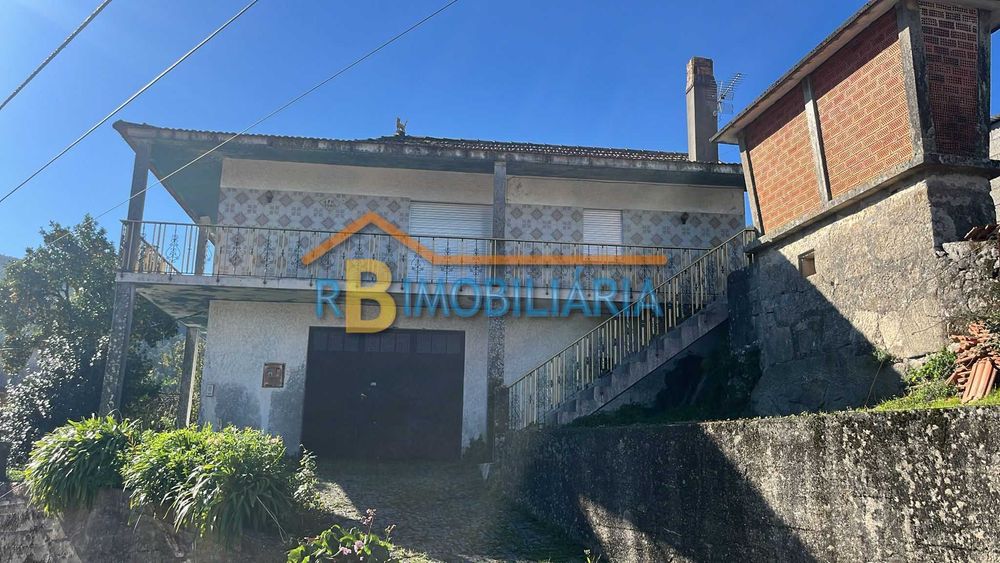 Conjunto de 2 moradias geminadas em Mansores - Arouca