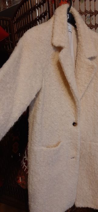 Plaszcz w kolorze ekri