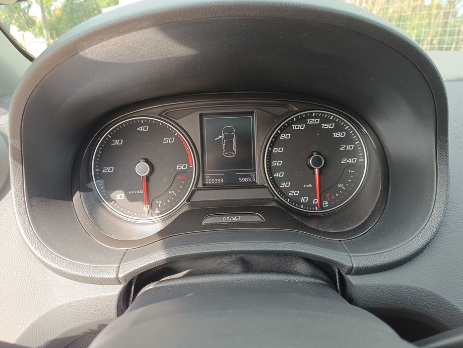 SEAT Ibiza 1.4 TDi FR — photo 4