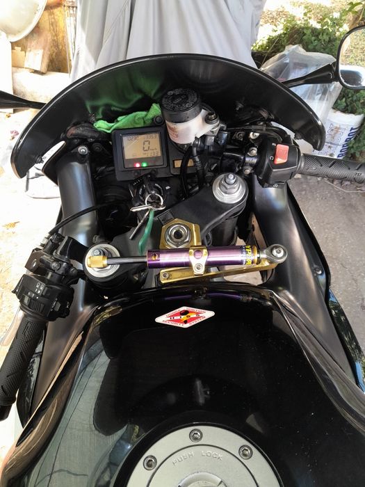 Vendo cbr 900rr perta