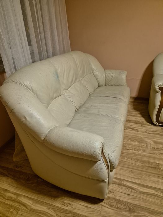Sofa wysokiej jakości skórzana. Wymagana skórzana tapicerka. Tylk