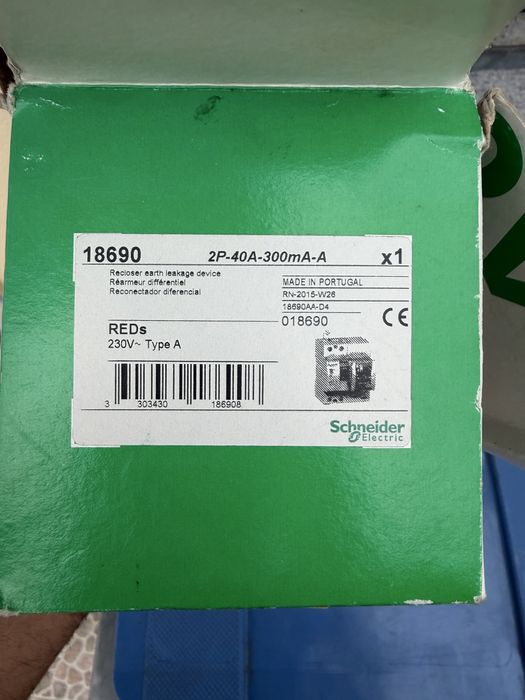 Schneider Electric REDs 18690 - 2P 40A 300mA - NOVO na caixa - Produto Descontinuado