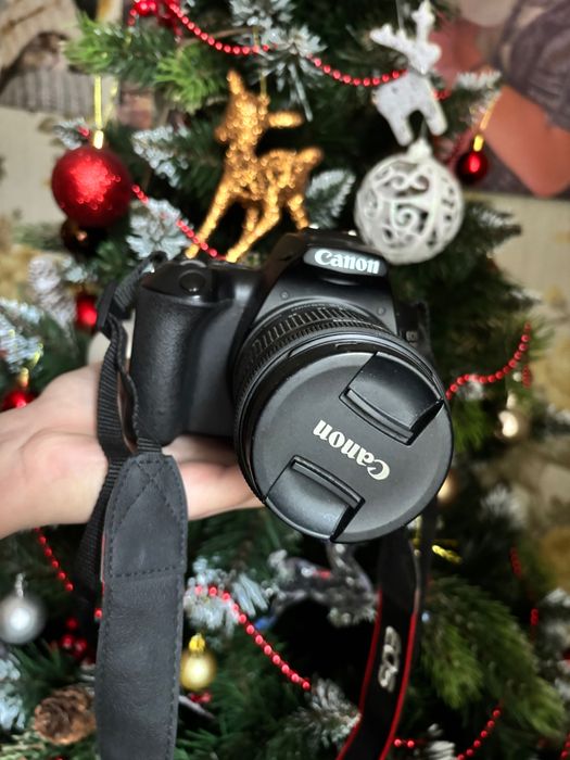 Фотоапарат Canon eos 250d