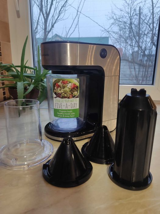 Спіралізатор Morphy Richard Spiralizer ,овочерізка спіральна.