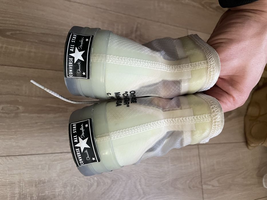 Converse off white