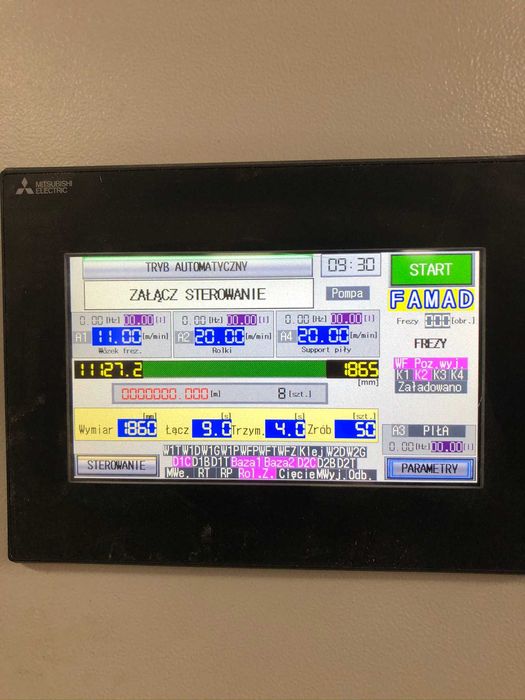 Linia do łączenia sklejki / płyt FAMAD  rok 2020 jak NOWA