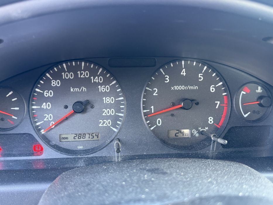 Almera 1.5i impecavel