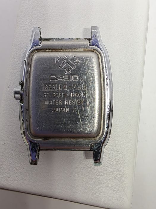 Zegarek Casio LQ-725