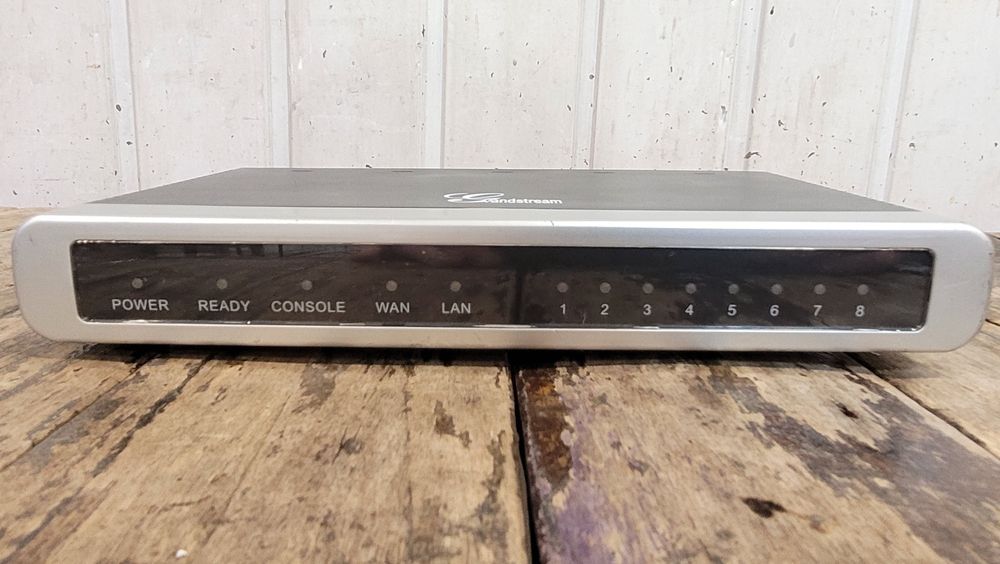 Аналоговый шлюз GRANDSTREAM GXW4008.