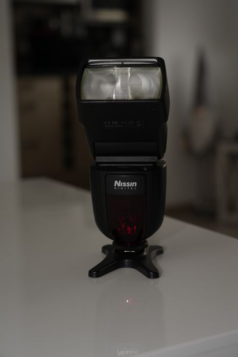 Lampa błyskowa Nissin Di700A Nikon