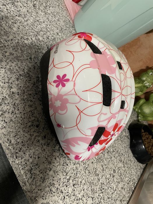 Capacete menina berg como novo