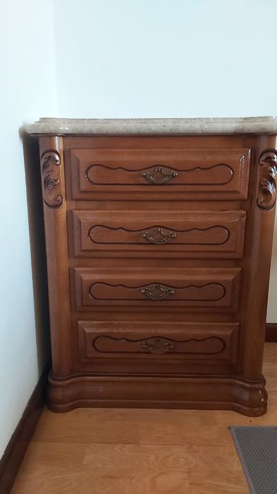 Mobília de quarto de casal antiga