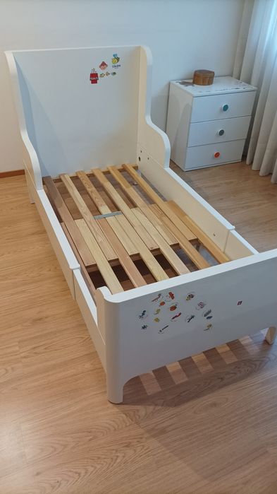 Cama criança  extensível Ikea