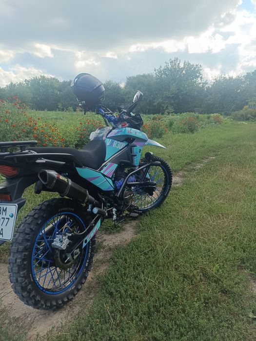 Продам мотоцикл Shineray VXR 300