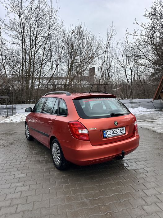 Шкода фабія 1.4 2009 рік