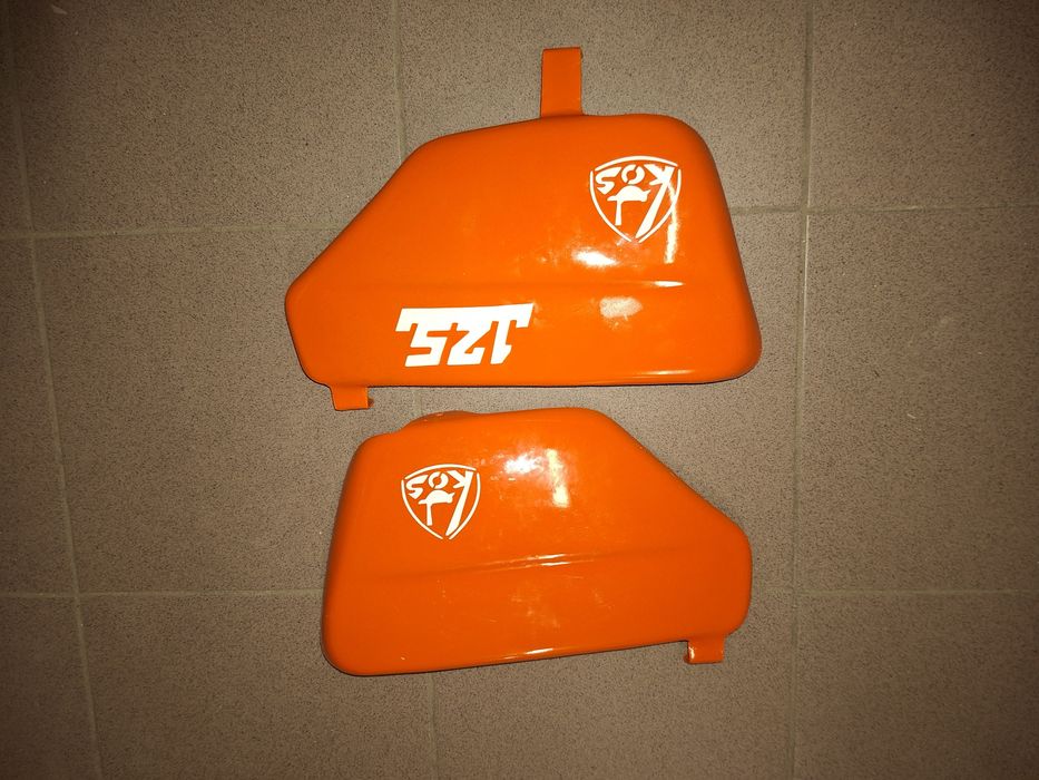 Nowe oslony boczne boczki wsk 125 KOS kpl
