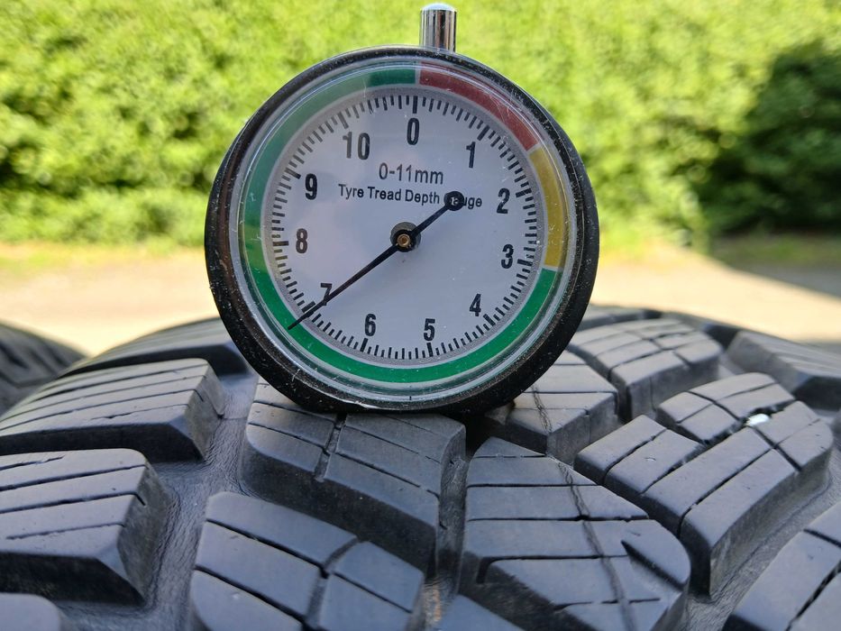 Opony wielosezonowe 215/60/17 FULDA bieżnik 7,5mm F-VAT