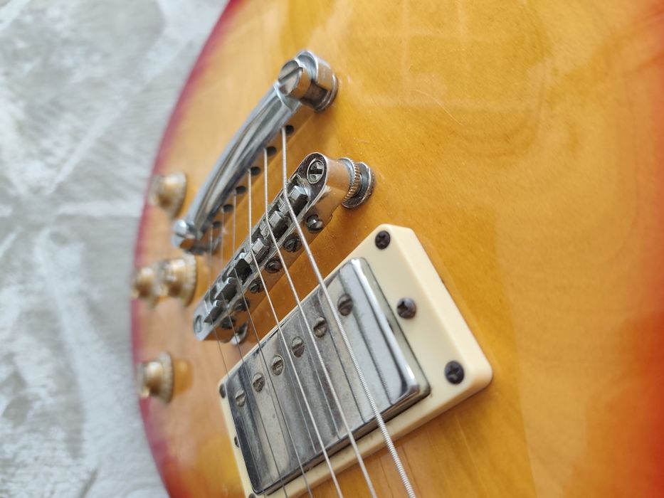 J & D LS II Sunburst Używana Gitara Elektryczna