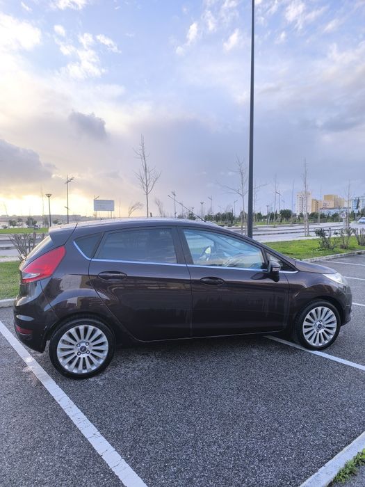 Ford fiesta 1.25 Titanium full extras