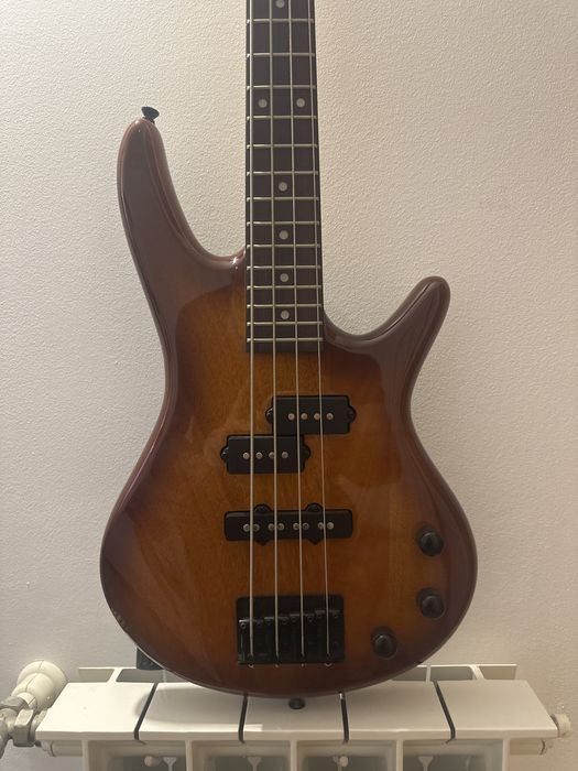 Ibanez Mikro (short scale)