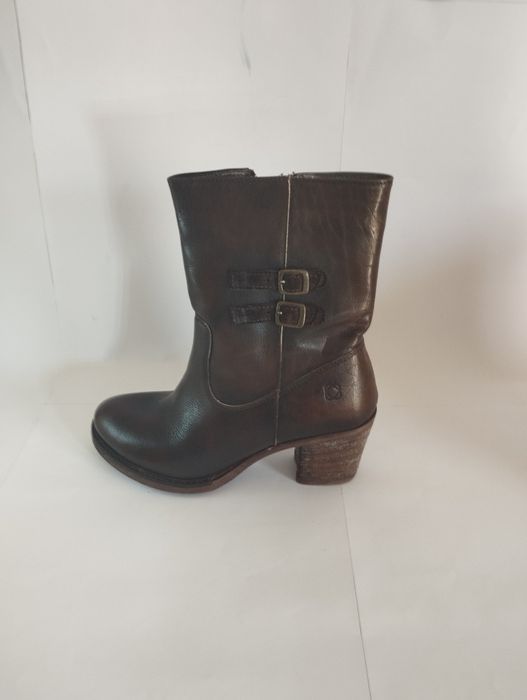 Botas de Pele cano salto 39