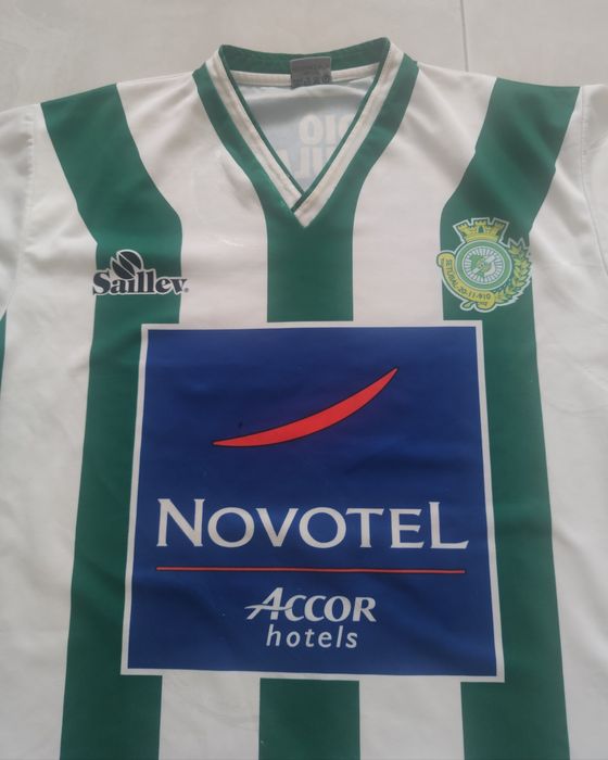 Camisola Vitoria de Setubal e calções