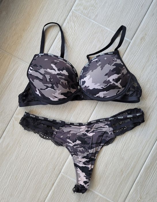 Nowy komplet bielizny moro biustonosz i majtki stringi z wycięciem B75