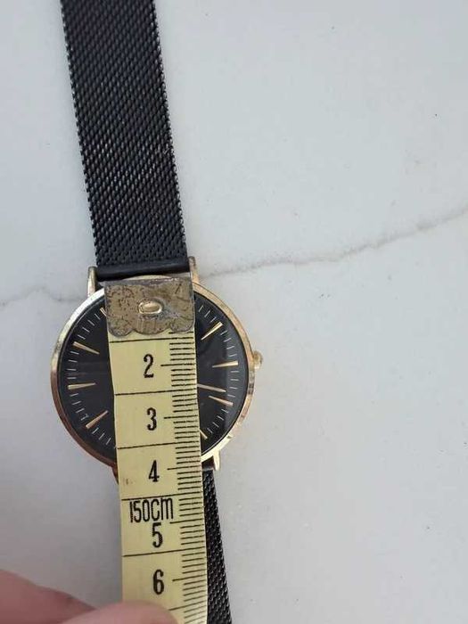 Czarny zegarek Cluse 38mm