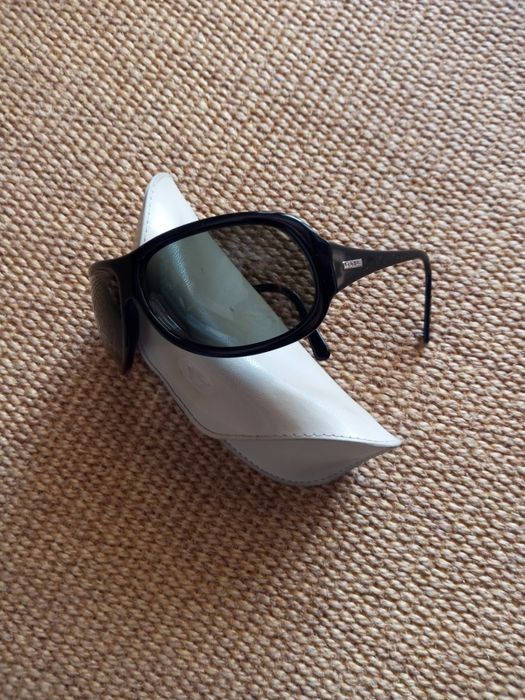 Óculos Vogue verdadeiros com caixa