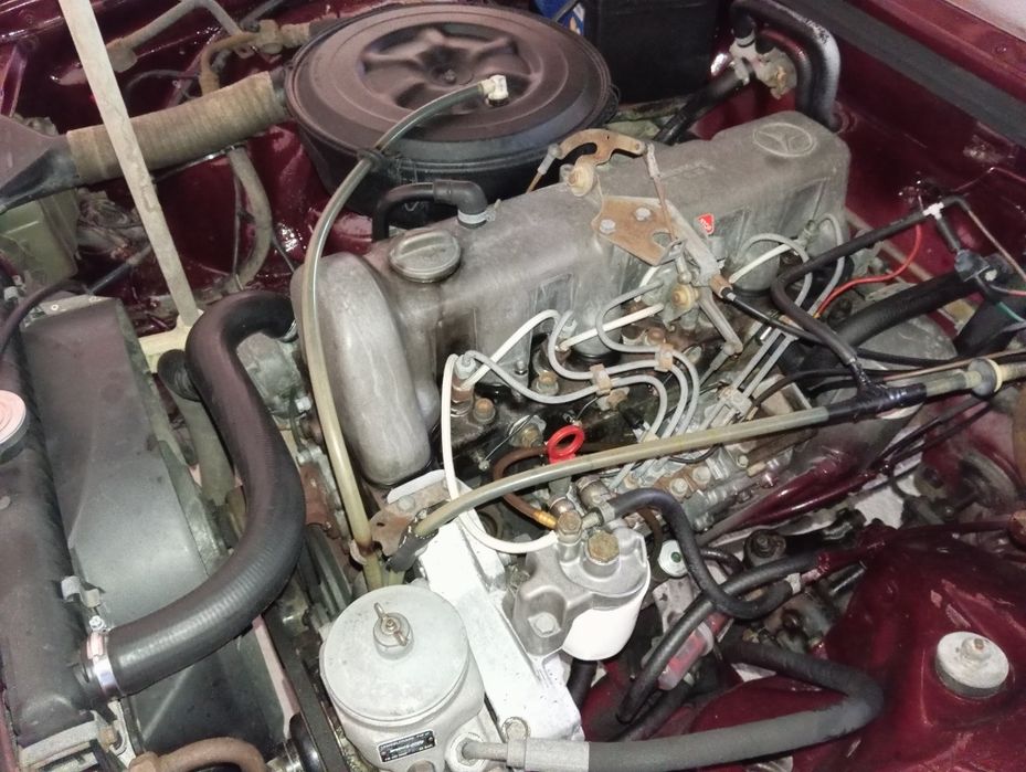 Motor Mercedes w123 300d OM 617