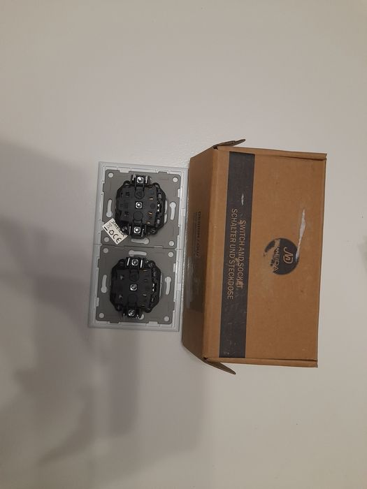 Gniazdko podwójny Gniazdko szklane biały  kontakt