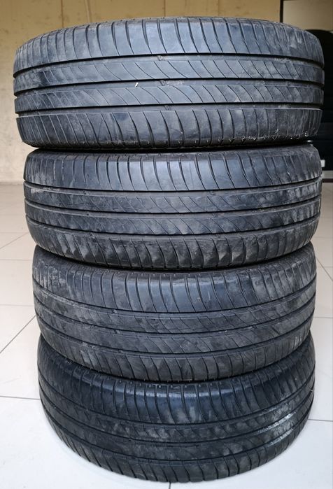 Комплект шин б/у 235/60R17C 117/115R Michelin Agilis