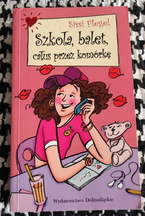 Sissi Flegel- Szkoła,balet,całus przez komórkę