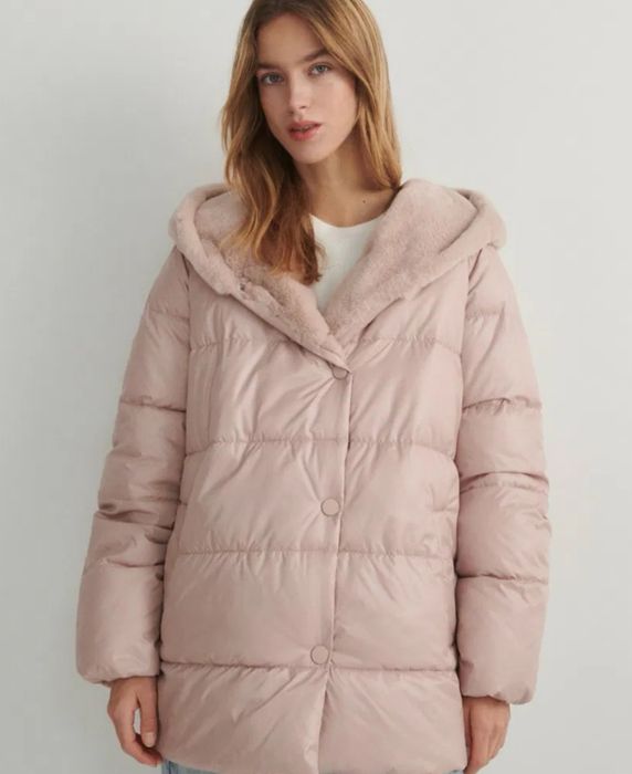 Куртка фірми Reserved  пудрового кольору