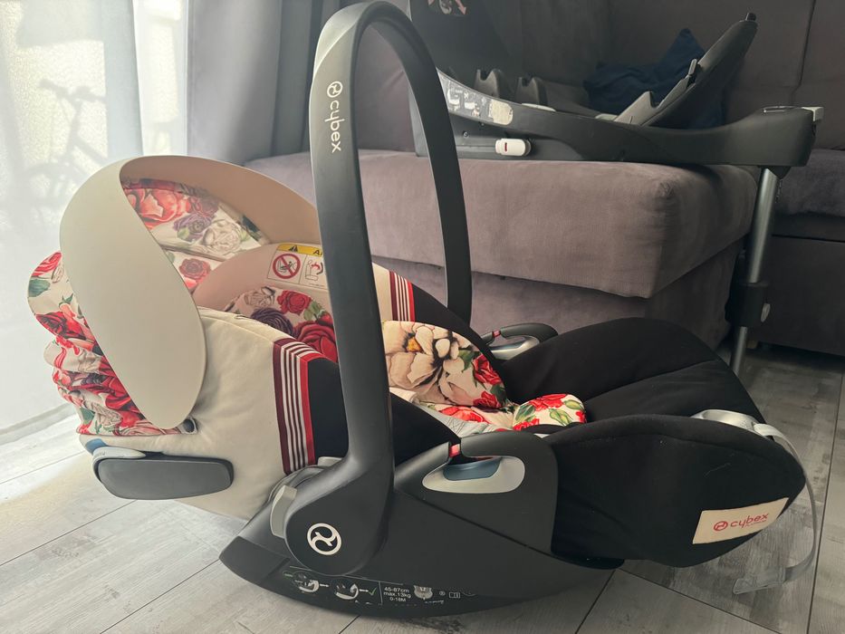 Nosidełko z bazą Cybex Cloud Z i-Size