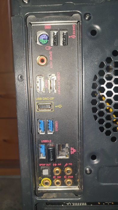 Zestaw Intel i5 3,2GHz Gigabyte G1.Sniper Z97 160Gb 8Gb - sprawny