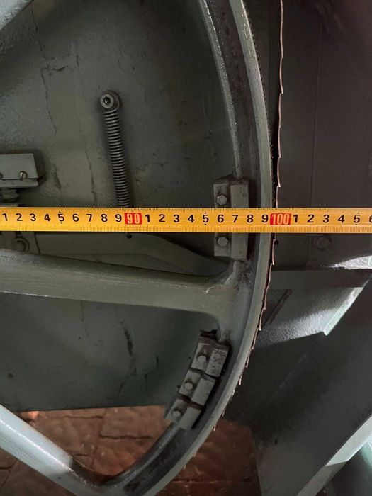 Верстат стрічкопильний  вертикальний (лобзик