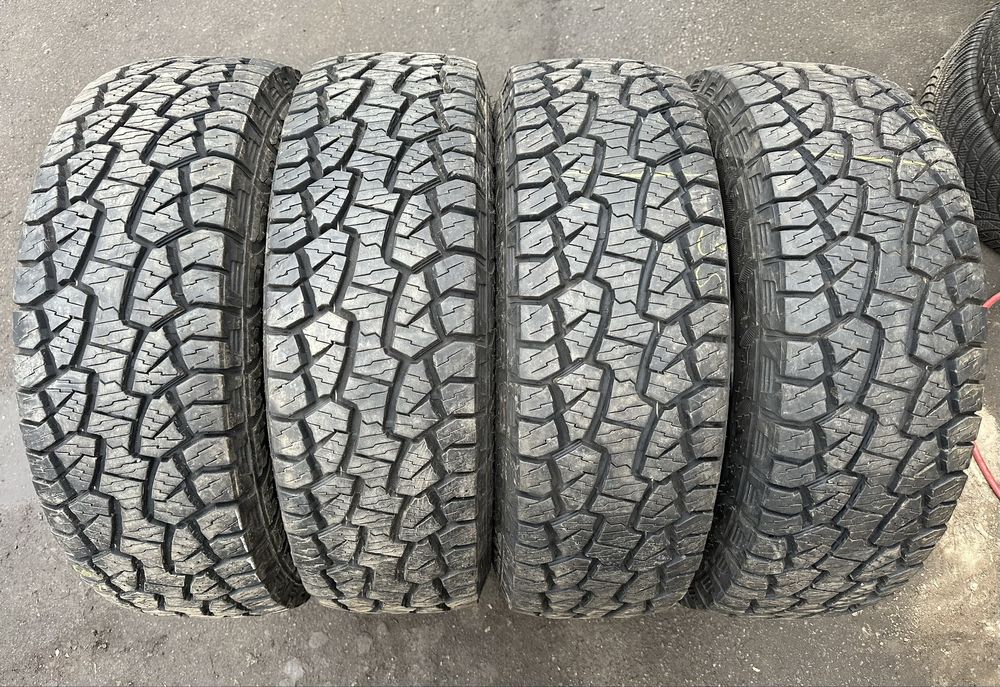 Шини 265 70 17 121/118S Hankook Dynapro AT M комплект