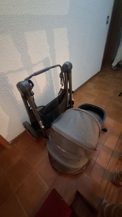 Carrinho bebé confort