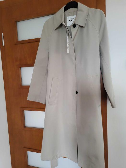 Zara beżowy trench