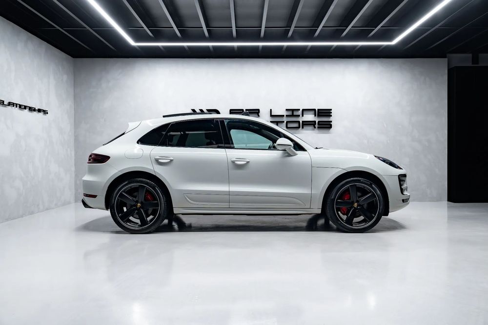 Porsche Macan Turbo PDK