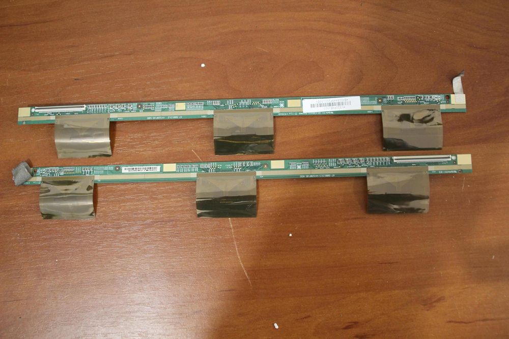 Разбитый экран. 32" Philips 32pfs6402/12. На разборку.