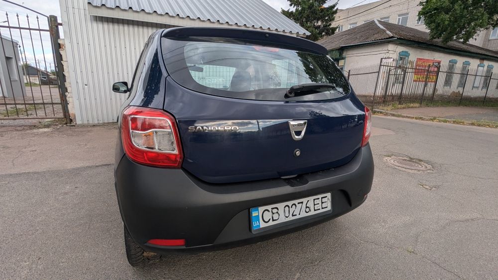 Dacia Sandero 2015