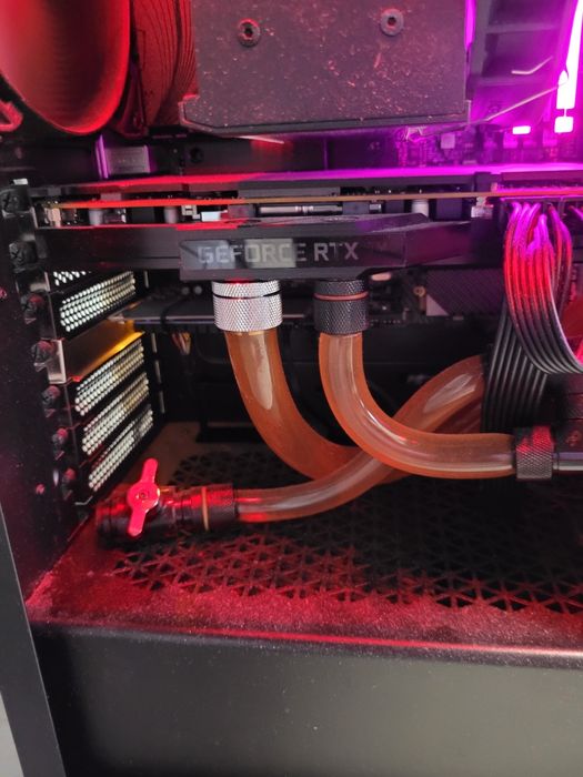 RTX 3080 10GB z chłodzeniem wodnym