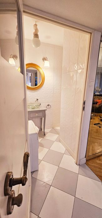 Kawalerka same centrum 27,6 m² + balkon | Metro M1 i M2